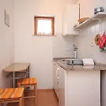 7794b * Kraj (Istria)